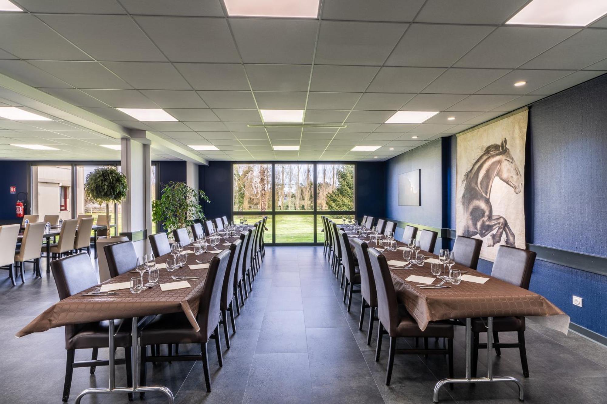 Logis Hotel Restaurant Le Sainte Mere Exterior photo